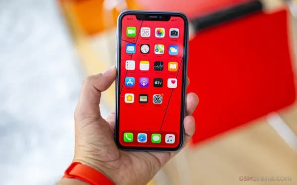 اپل آیفون ۱۱ (Apple iPhone 11) - تصویر 1